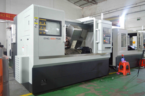 CNC Lathe Machine CNC-680TMC